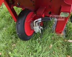 Maschine: VÄDERSTAD Tempo V8 + FH 2200 Einzelkornsämaschine + Fronttank