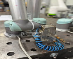 Maschine: UNIVERSAL ROBOTS UR5 Industrieroboter
