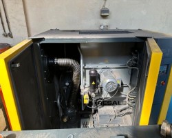 Maschine: KAESER CSD105 Druckluft-, Vakuum- und Thermoformmaschinen