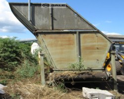 Maschine: D+E Mack ca. 12 m³