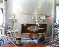 Maschine:  Sektdrucktank 8.000 Ltr. 8 bar Lagertanks