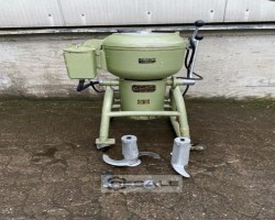 Maschine:  FD 622/ 4D Restbrotzerkleinerer Küchenkutter