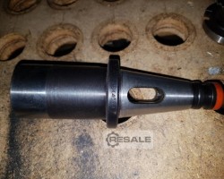 Maschine: KELCH,NDVIK UND ANDERE DIN 2080 SK40-ER16 Zubehör Werkzeugaufnahmen SK40 Innenanzug M16