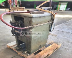 Maschine: ZINSER P10FS Punktschweissmaschinen