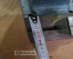 Maschine:   Kniehebelpressen