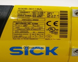 Maschine: SICK S30B-3011BA Sicherheitslaserscanner Laserscanner