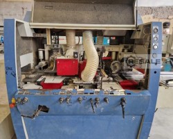 Maschine: WEINIG Unimat 300 Vierseitenhobelmaschinen
