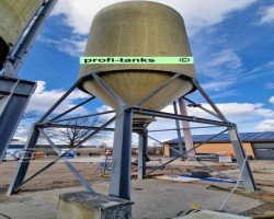 Maschine: REICH TANK Polyester-Silo P404 GFK-Silo 50.000 L mit Unterfahrgestell