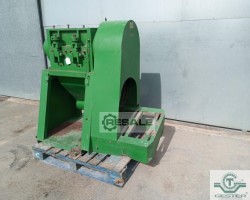 Maschine: PRAT  Brechermühle mit Schaufeln