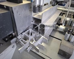 Maschine: ELUMATEC SA 142/36 Kreissägeautomaten