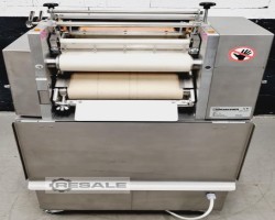 Maschine: UNIVERSUM HWM 30 Wickelmaschinen