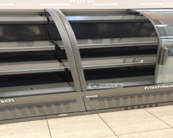 Maschine: AHT Lisboa Wandkühlregale