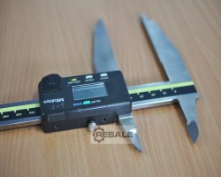 Maschine: MITUTOYO  Messschieber