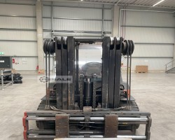 Maschine: TOYOTA 7FBMF45 