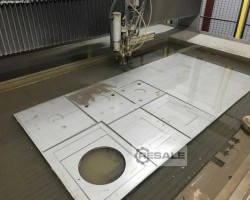 Maschine: WJS NCH 30 B Wasserstrahlschneidmaschinen