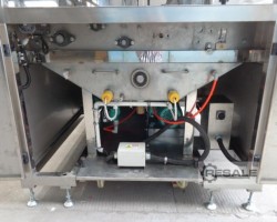 Maschine: BTI E-400/10 Schokoladenüberziehungsanlagen