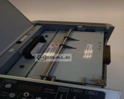 Maschine: UCHIDA BC 10 Visitenkartenschneider Business Card Cutter