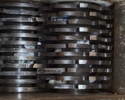 Maschine: UNTHA RS30 Gummischneidemaschinen