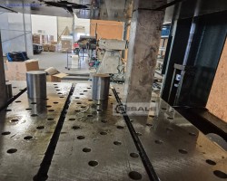 Maschine: JOCHNICK + NORRMANS 150/100 Hydraulische Zweiständer-Ziehpressen