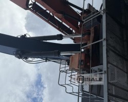 Maschine: HITACHI-MANTSINEN EX1200 - 140 RHC Mobiler Bagger für das Entladen von Billet-Schiffen