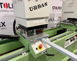Maschine: URBAN AKS 3900 Fensterfertigungsmaschinen für  Kunststofffenster