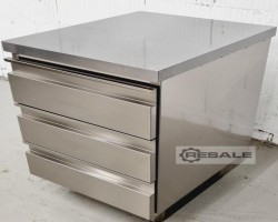 Maschine: KöHLER AT 500 Arbeitstische