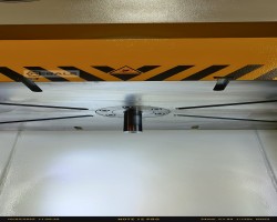 Maschine: DURENDUS DCD-100 Einständerpressen