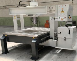 Maschine: DURENDUS 300 T Portalrichtpresse