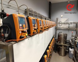 Maschine: SAGAFLUID 142-18 Automatisierte Probendosierung und robotische Vorbereitungssysteme