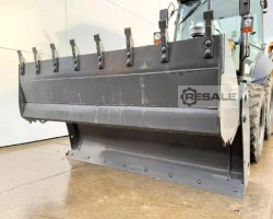 Maschine: CASE 570SV Baggerlader/98 PS Radlader