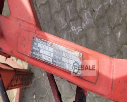 Maschine: DüCKER SMT 15R Frontanbaugerät mit Unkrautbesen