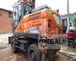 Maschine: DOOSAN DX 210 W Kettenbagger