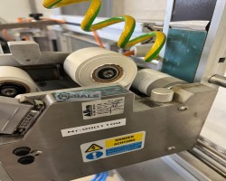 Maschine: HERMA H 300 SL Servo 8 Etikettiermaschinen