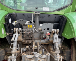 Maschine: FENDT 718 Vario S4 Power Traktor / Schlepper