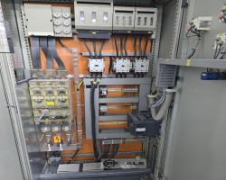 Maschine: RIEDHAMMER u Elektro-Herdwagenofen 5.000 l. / 1.300°C