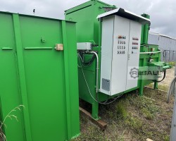 Maschine: LUDDEN AND MENNEKES STV1200 Containerpressen