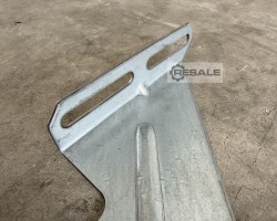 Maschine: DIAGONALLäNGE: 345 MM F. Überstand: 150mm/Variante2 Konsole Halter f. Rückwandgitter Agraffenwinkel