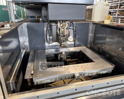 Maschine: MITSUBISHI FA20 S Advance Drahterodiermaschinen