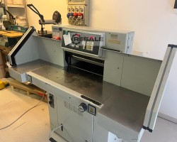 Maschine: EBA Multicut 10/550 CNC Papierschneider