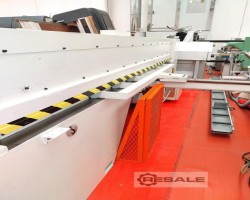 Maschine: CASATI MACCHINE MODELLO 3100 Furnier-Guillotine