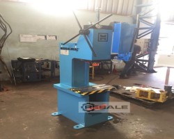 Maschine: HIDRALMAC 15T PHC Kombi Presse Hydraulische Presse