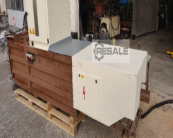 Maschine: HSM hydraulic Papierballenpressen Liegend