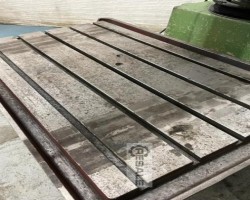 Maschine: DONAU DR 40 Schnellradialbohrmaschinen