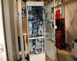 Maschine: SEVERT-OTC -CMT FRONIUS TWIN ROBOT WELDING Roboterschweisszellen