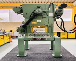 Maschine: BRUDERER BSTA 200 Schnelläuferpressen