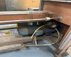 Maschine: CEVENINI M200 Gummischneidemaschinen