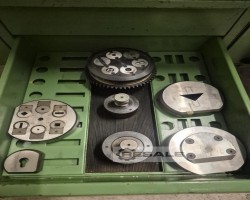 Maschine: EDEL Micromat 205 Nibbelmaschinen