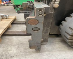 Maschine: TOYOTA 7FBMF45 