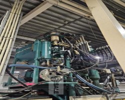 Maschine: RUTIL Vertical Injection Machine Gummispritzpressen