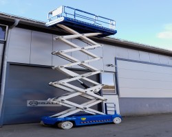 Maschine: PB LIFTTECHNIK S151-12E Scherenarbeitsbühne